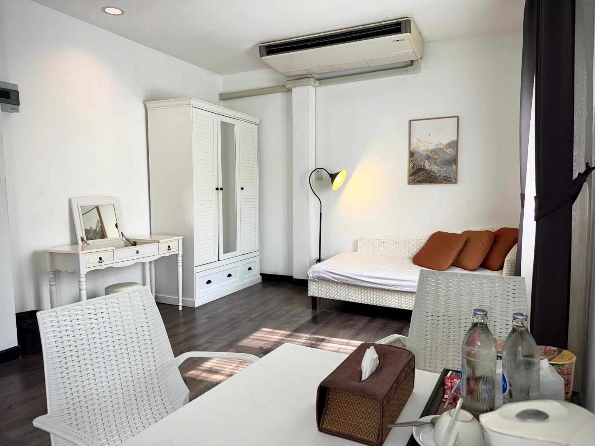 Nidhra Lanna Hotel Chiang Mai Luaran gambar