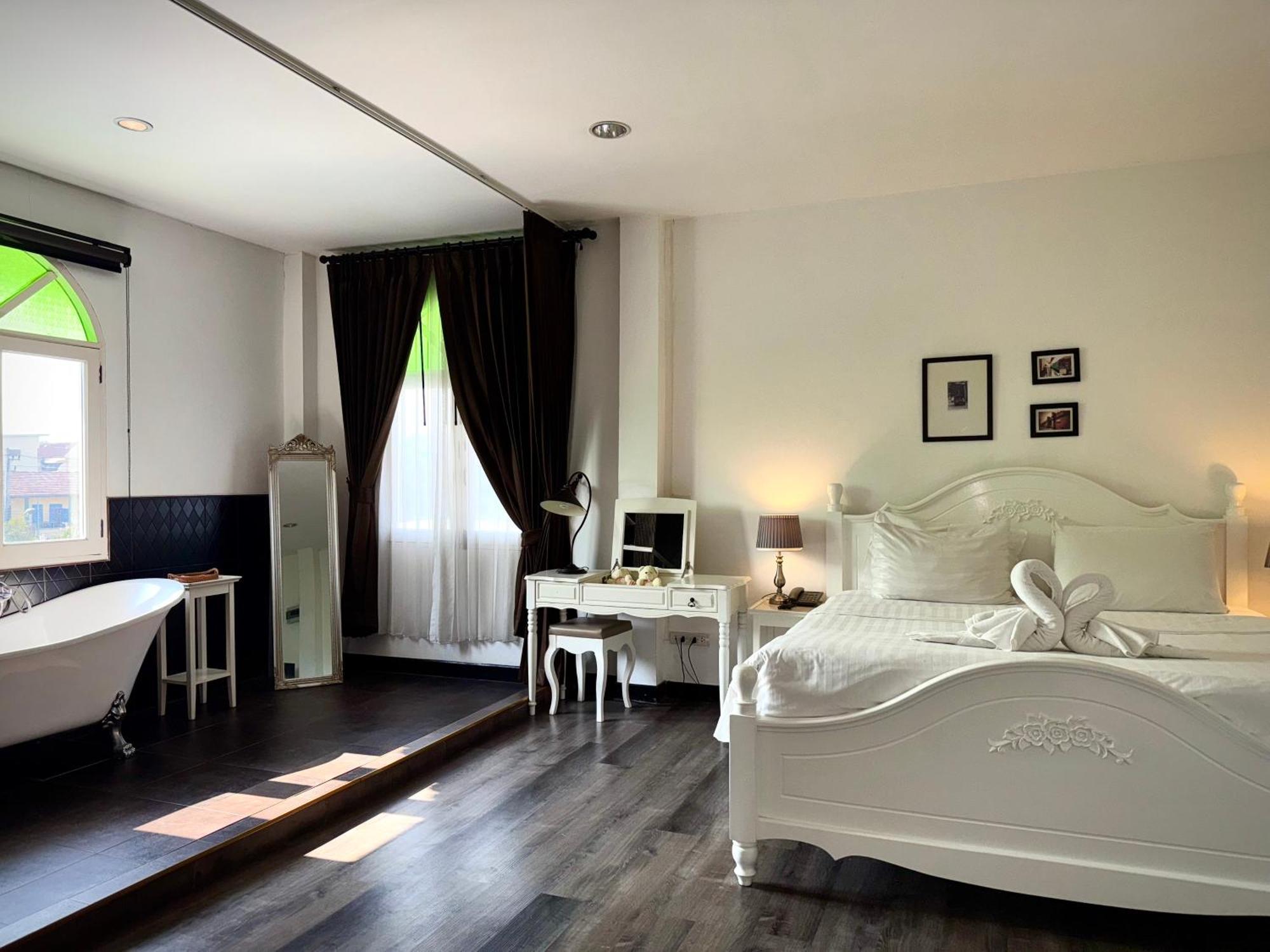 Nidhra Lanna Hotel Chiang Mai Luaran gambar