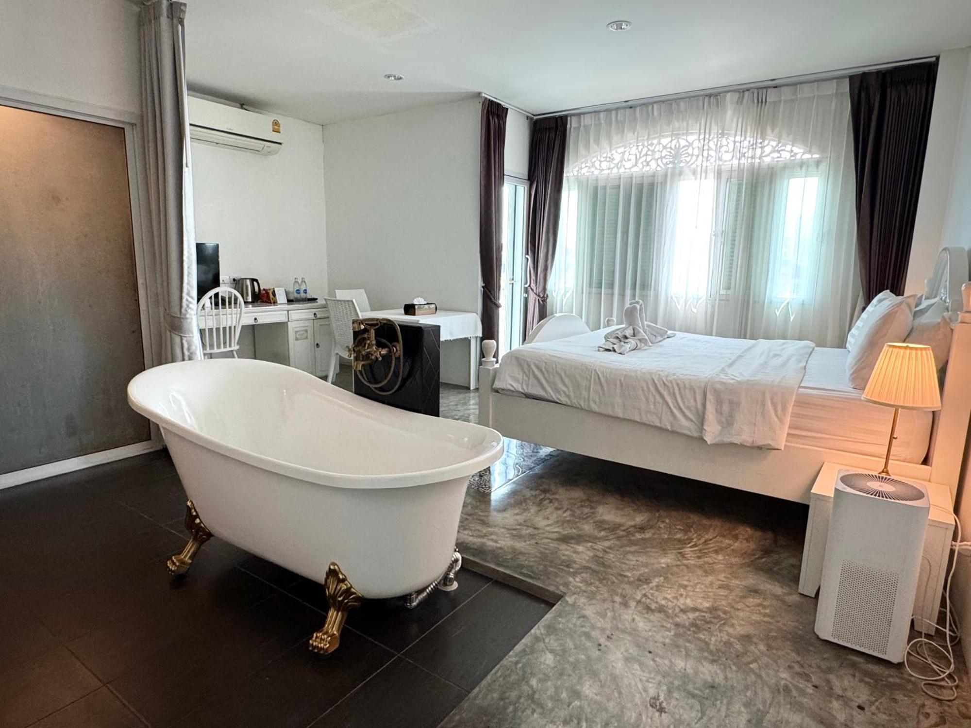 Nidhra Lanna Hotel Chiang Mai Luaran gambar